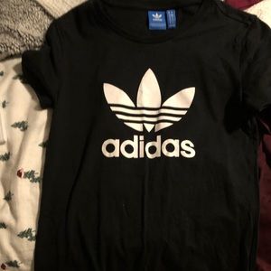 black Adidas originals short sleeve tee